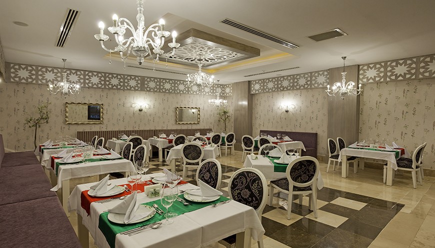 ROMA BEACH RESORT ADULT ONLT 16+