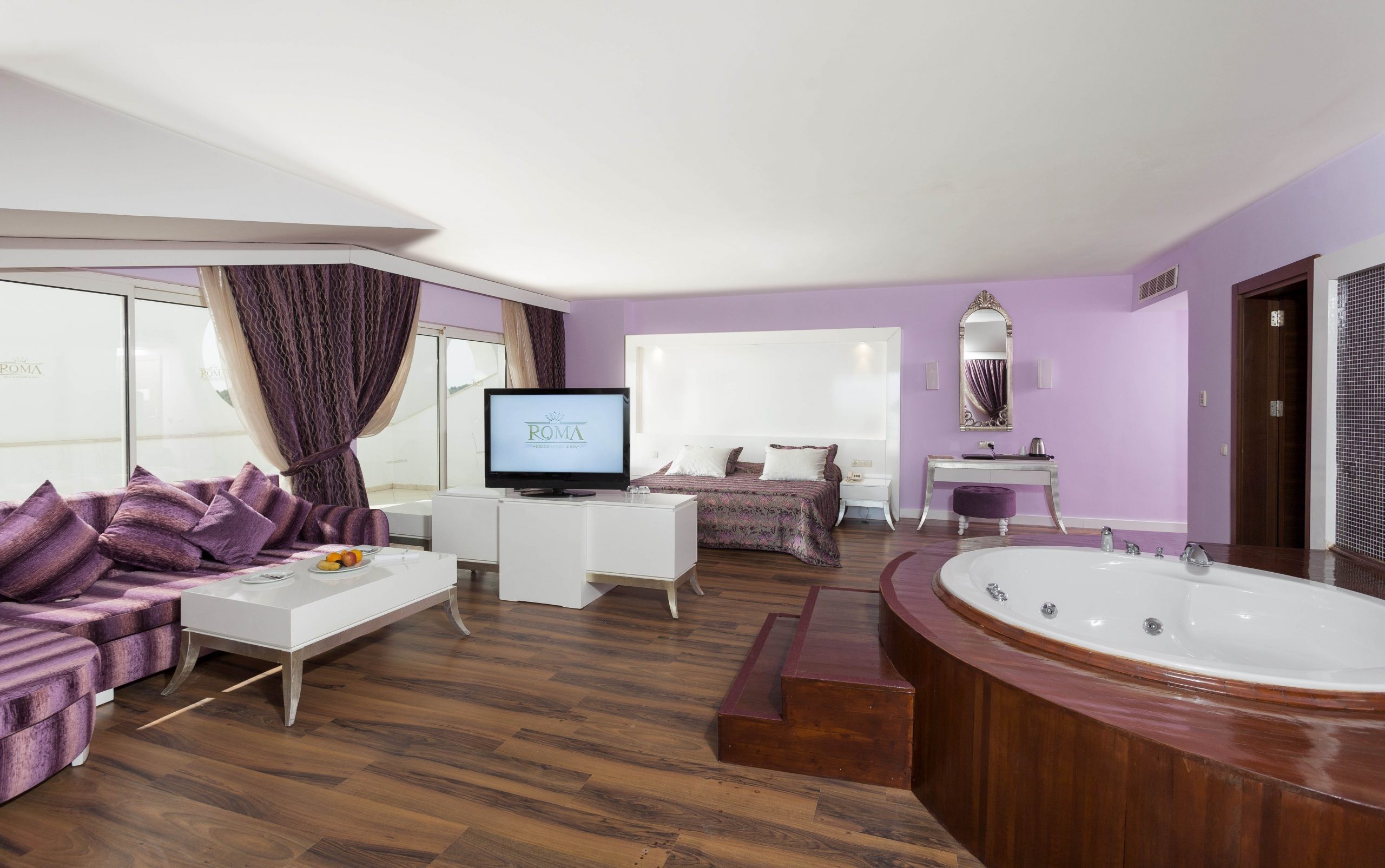 ROMA BEACH RESORT ADULT ONLT 16+