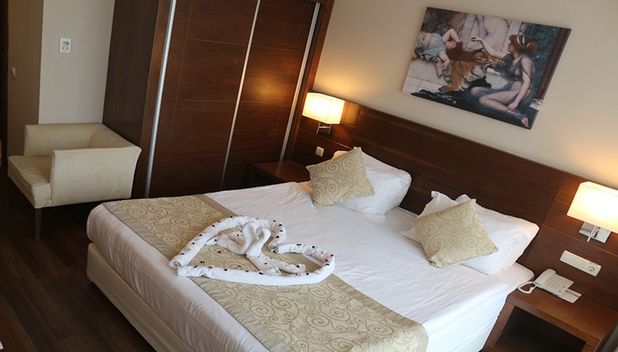 ROMA BEACH RESORT ADULT ONLT 16+