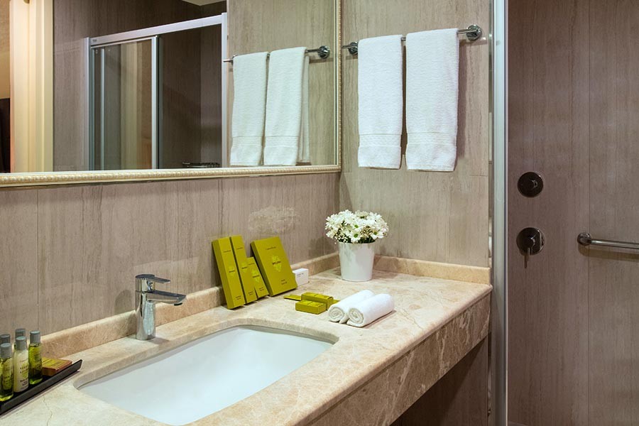 DOLCE HOTELS - RESORTS BY WYNDHAM