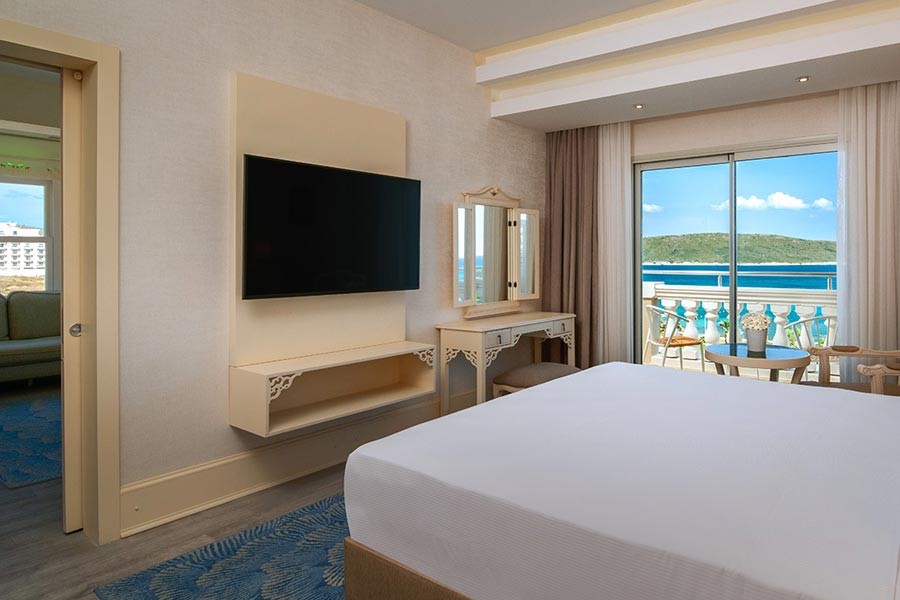 DOLCE HOTELS - RESORTS BY WYNDHAM