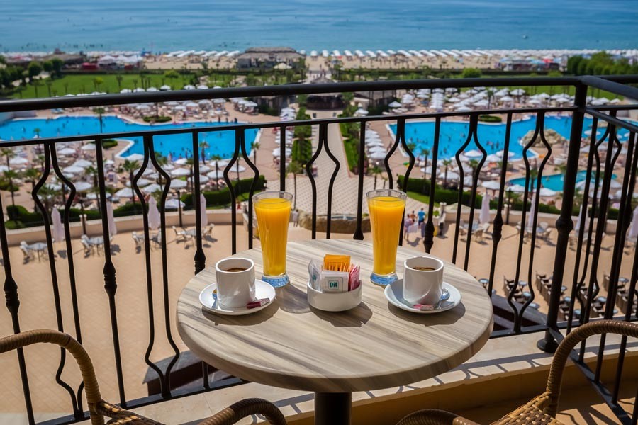 DIT MAJESTIC BEACH RESORT