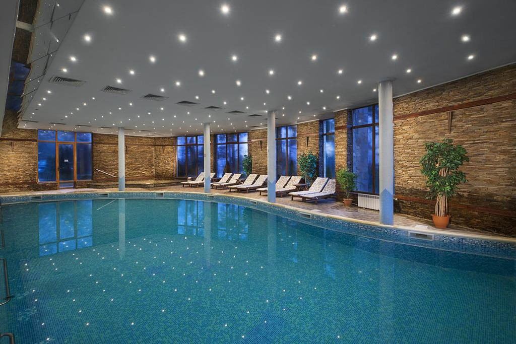 SPA CLUB BOR