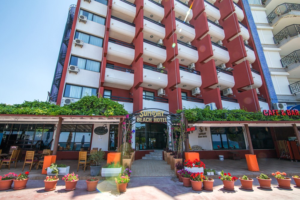 SUNDAY BEACH HOTEL