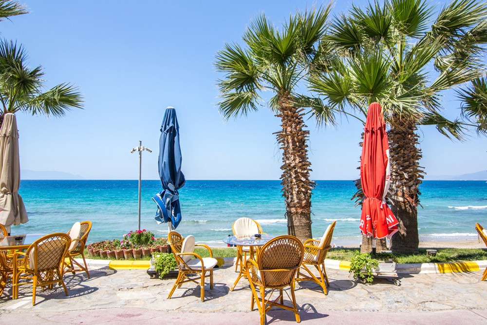 SUNDAY BEACH HOTEL