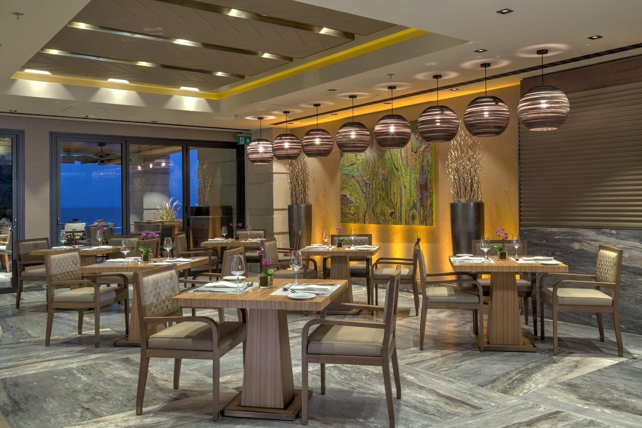 CARESSE A LUXURY COLLECTION RESORT-SPA