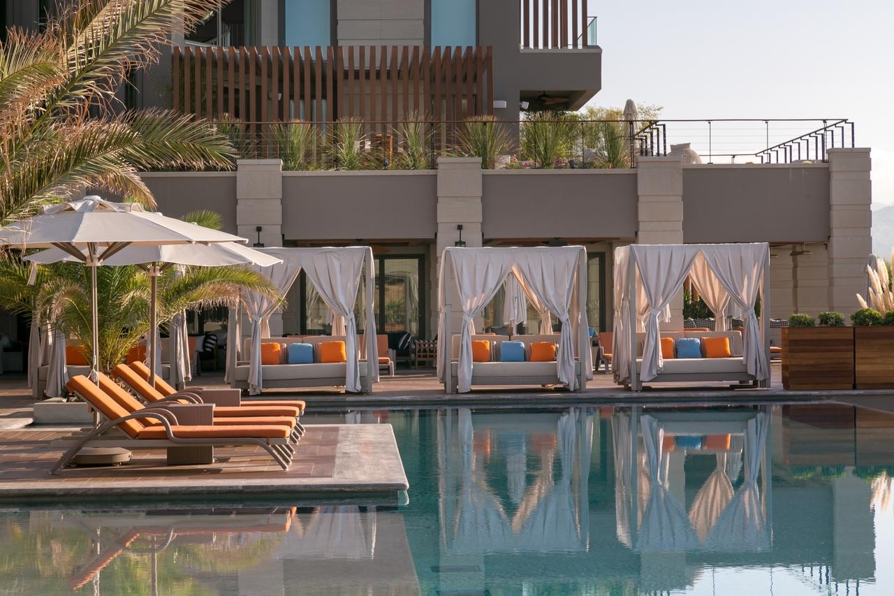 CARESSE A LUXURY COLLECTION RESORT-SPA