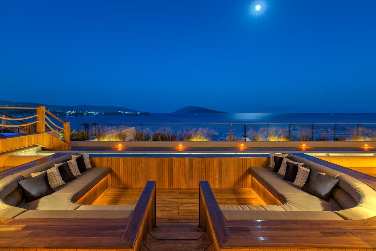 CARESSE A LUXURY COLLECTION RESORT-SPA