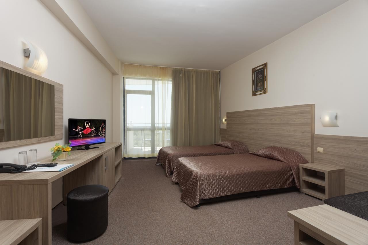 ELENA HOTEL