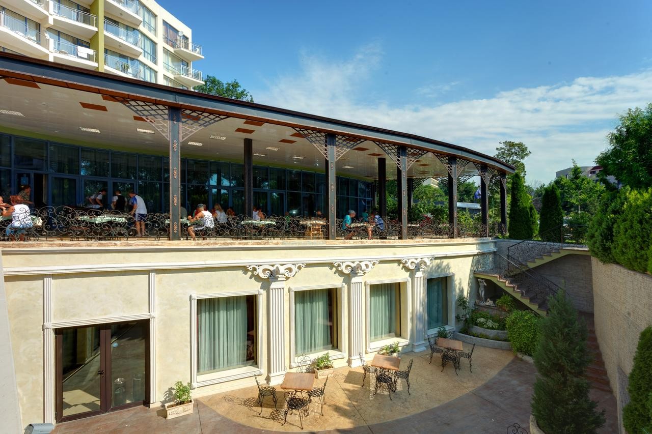 ELENA HOTEL