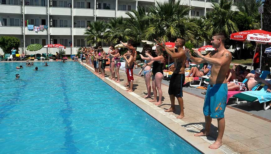 PINETA CLUB HOTEL