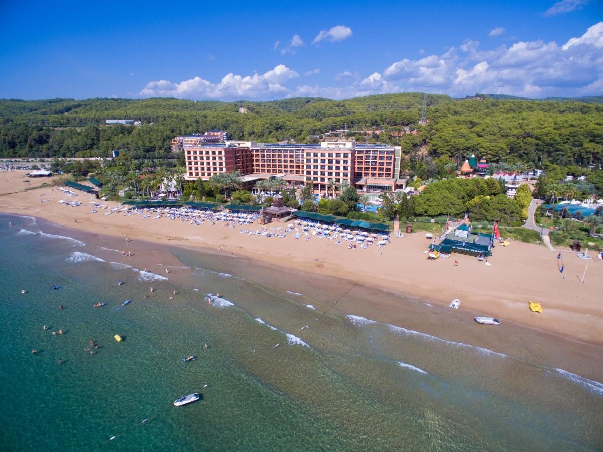 AQI HOTELS PEGASOS ROYAL