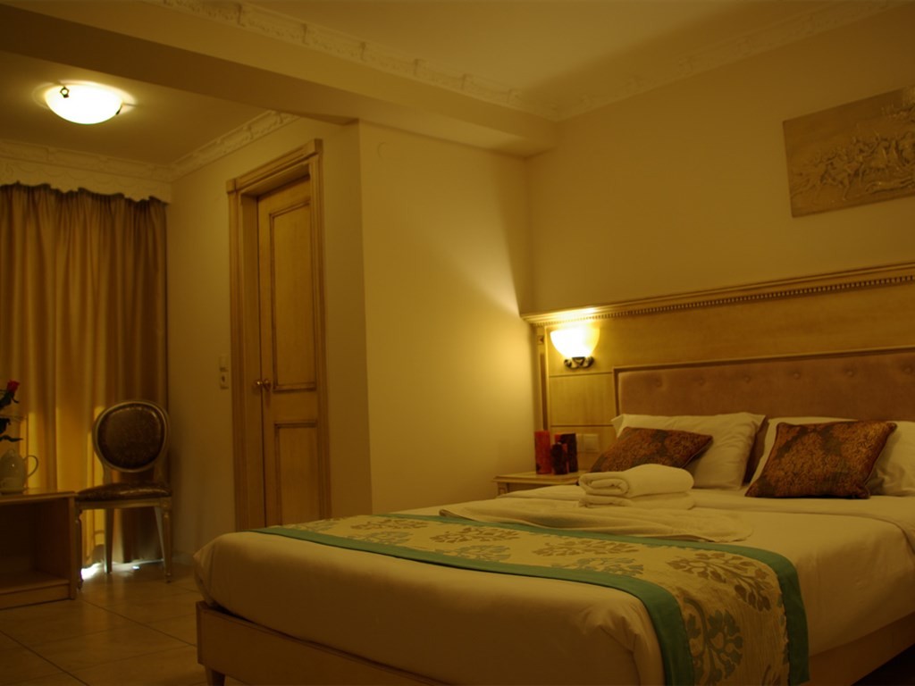 PARTHENON ART HOTEL