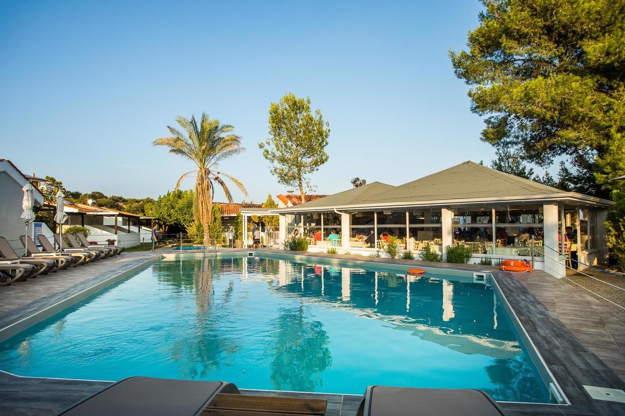 CORAL BLUE BEACH HOTEL