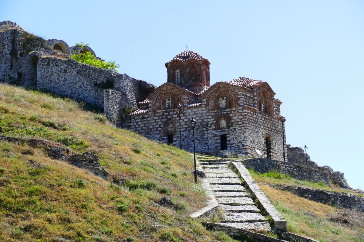 Почивка в Албания - ривиерата на Дуръс - с автобус