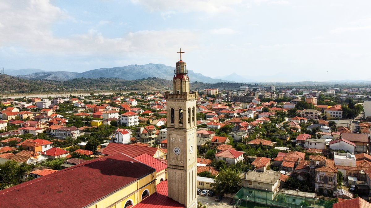 Албанска панорама - екскурзия с автобус