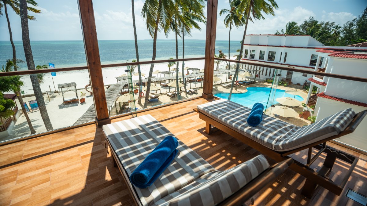 Почивка в ТАНЗАНИЯ - о-в Занзибар в хотели 4* и 5* хотели на първа линия - All inclusive ! Водач от България!