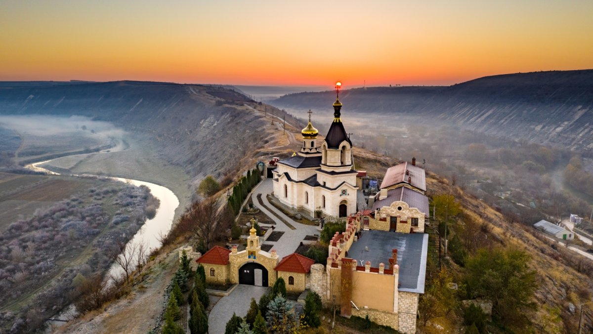 Екскурзия в Молдова - Кишинев - история, кухня и култура - 4 нощувки!
