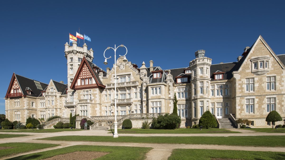 Екскурзия в ИСПАНИЯ - Сантандер - култура, история и стил!